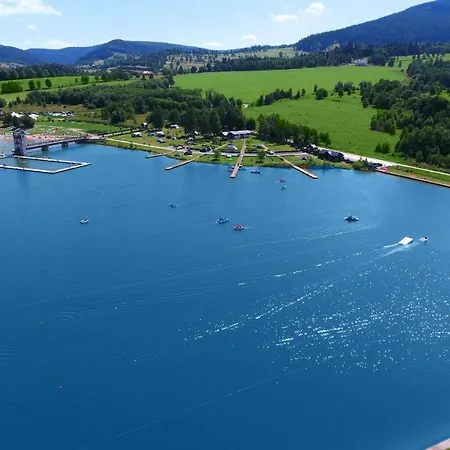 Apartment Czarna Gora 410 3*