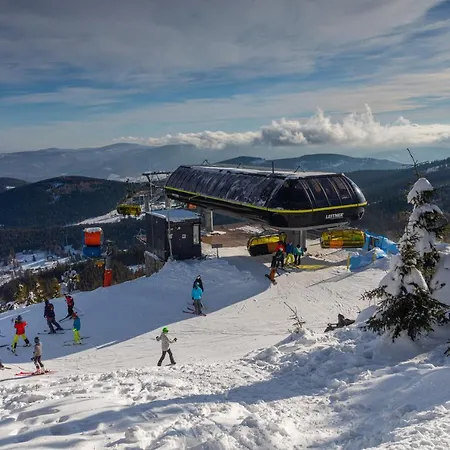 Czarna Gora 410 シェンナ